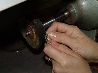 Professional Jewelry Polishing