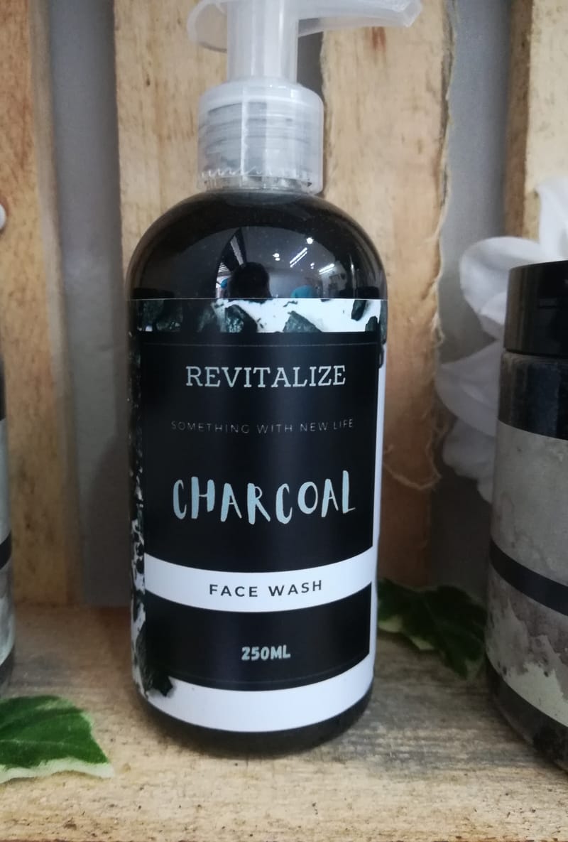 Activated Charcoal Face Wash Ml