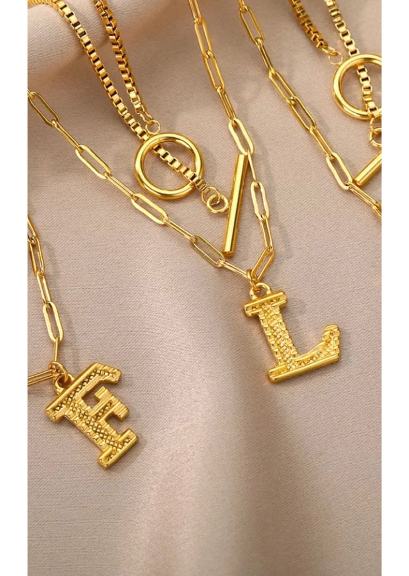 Initial Crown Letter Necklace Klozetgoals