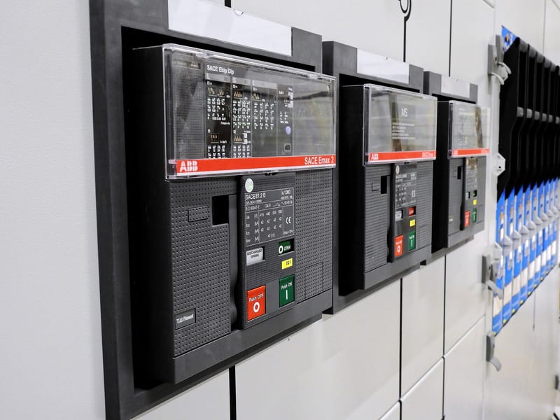 SWITCHGEAR / CIRCUIT BREAKER TESTING ALEKTRAPOWER SOLUTIONS INC.