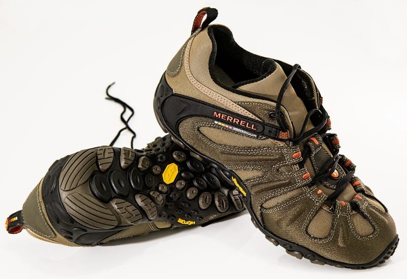 Fabrication de Chaussures destinées à prévenir l'ulcération des pieds.