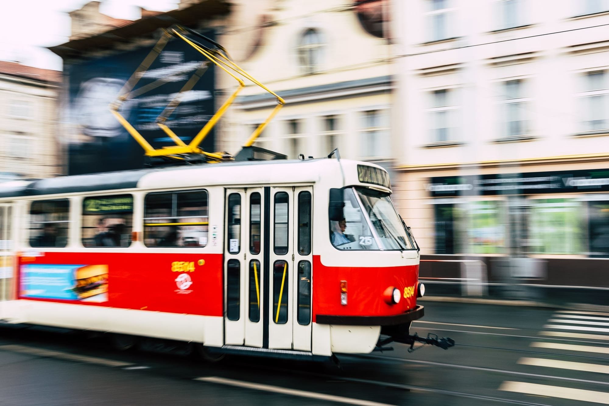 המדריך המקיף לתחבורה ציבורית בפראג