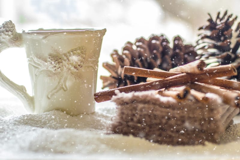 "Áthangolódó" - művészetterápiás workshop december