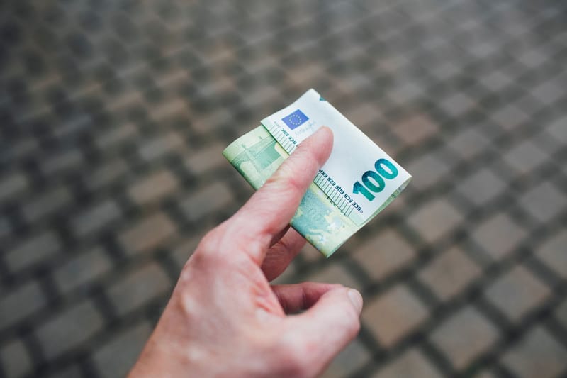 Strom- oder Gasverträge mit 25-100,- € Cashback