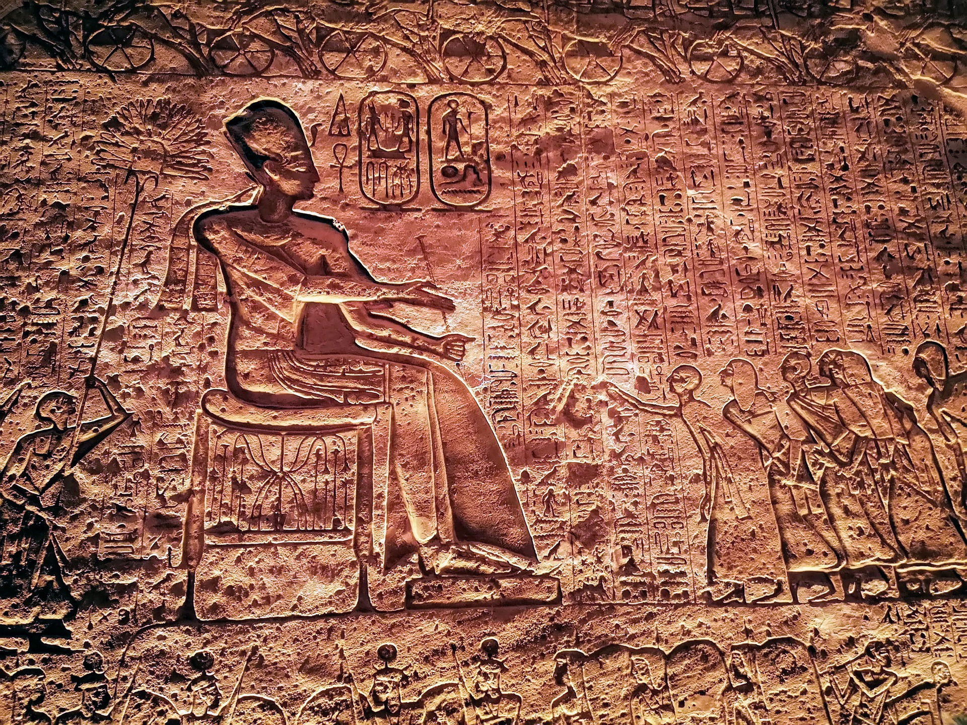 Arte egizia: i templi, le sepolture e le arti figurative