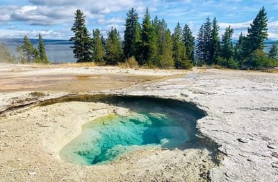 About Yellowstone National Park image