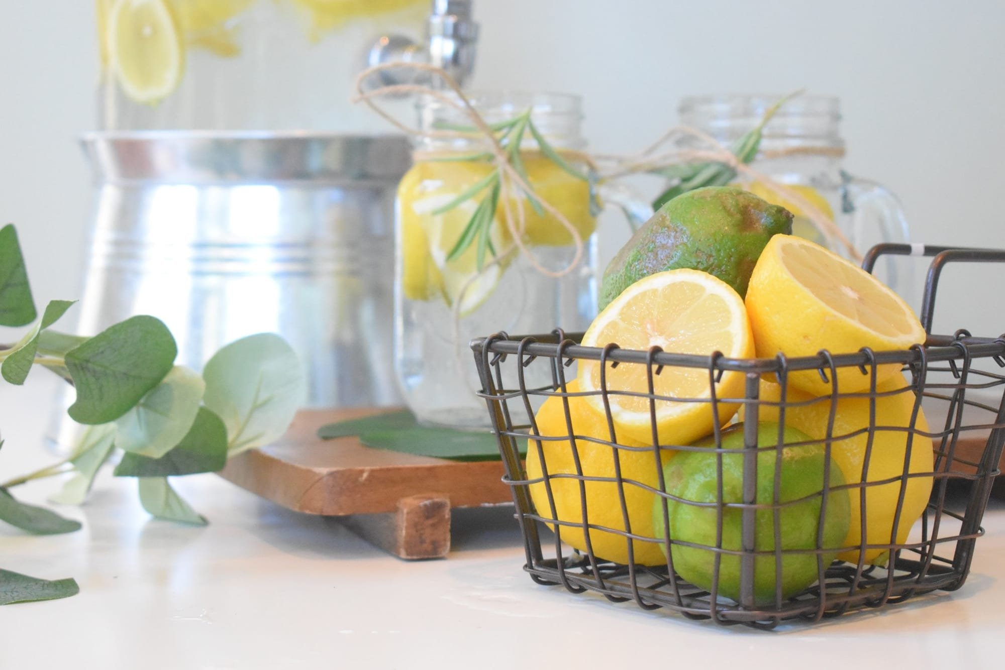ماذا يحدث للجسم بعد شرب الماء الدافئ مع الليمون لمدة شهرين؟