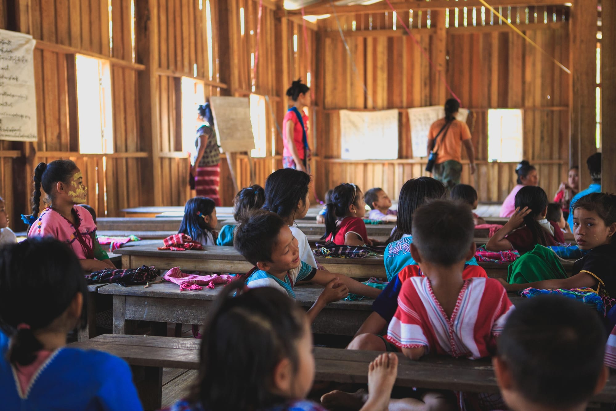 POR UNA EDUCACIÓN SIN DISPARIDAD