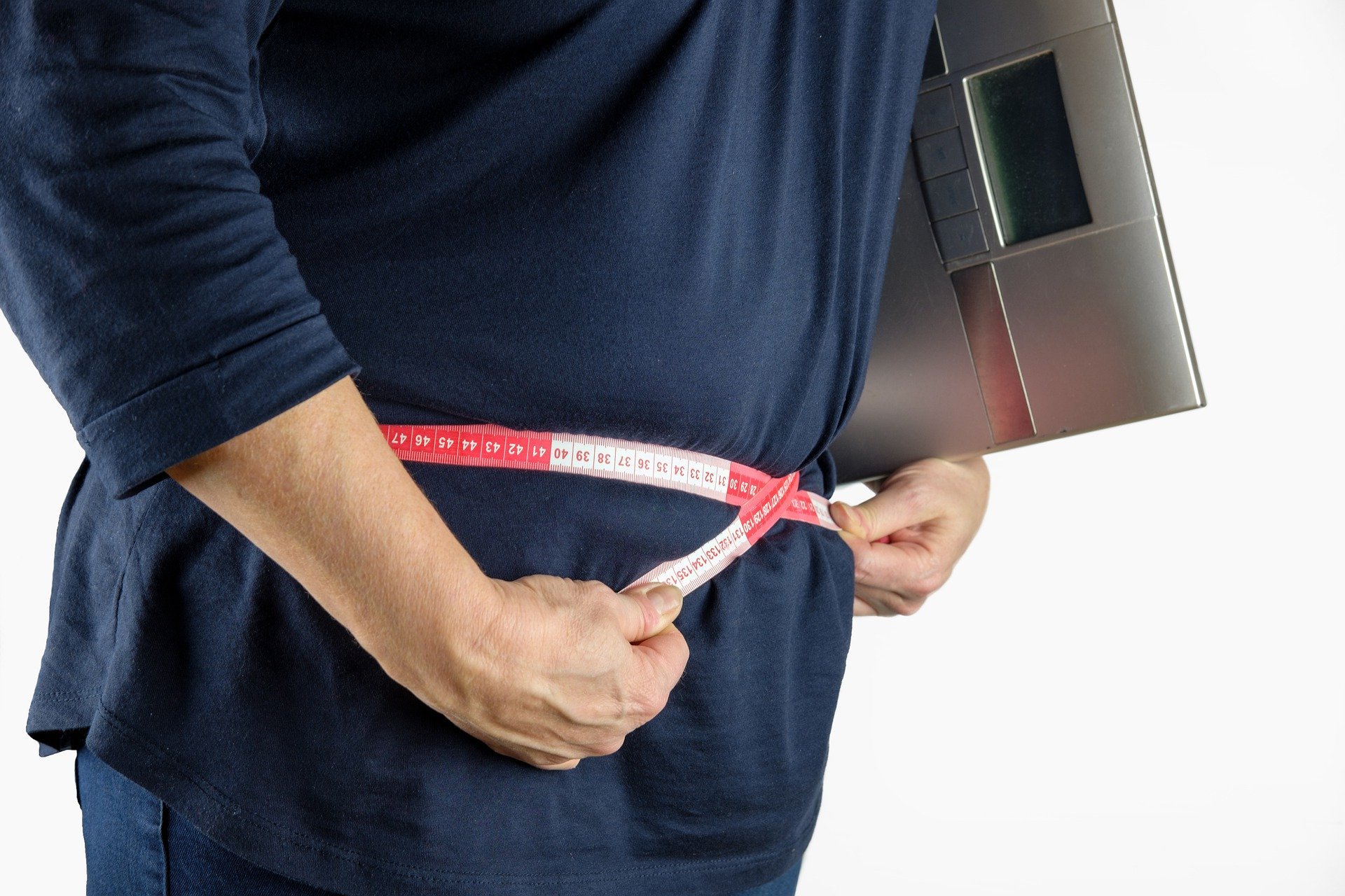 "تزيد الوزن".. أطعمة صحية تدخل في أنظمة الحميات الغذائية بشكل خاطئ