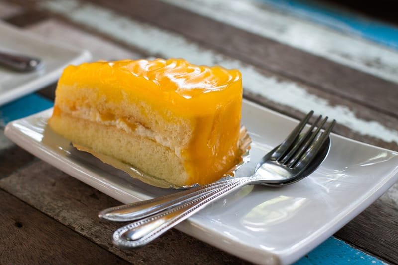 Mango Cream Cake (Eggless Available)