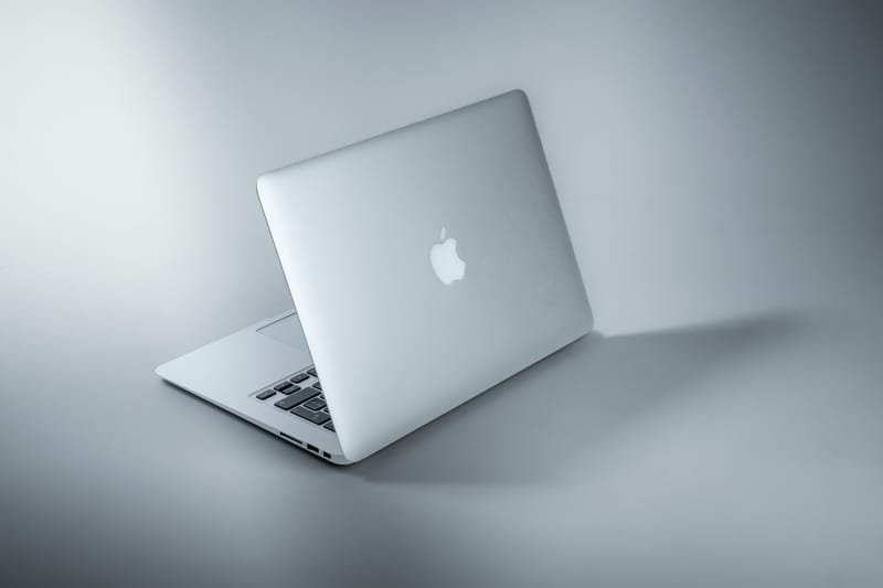 Pre-Owned Mac's/Apple Laptops/Desktops for Sale