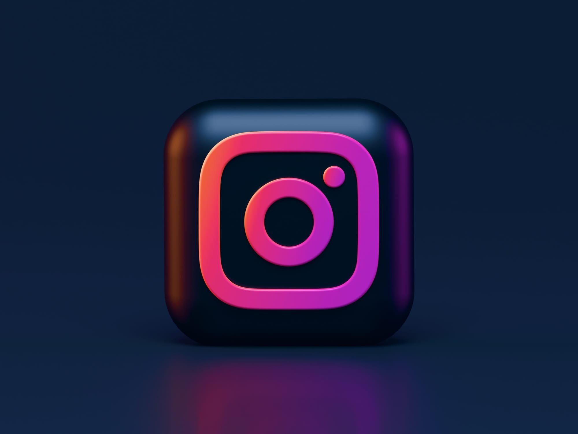 "Instagram and the World of Money: Unleashing the Financial Potential of Your Feed"