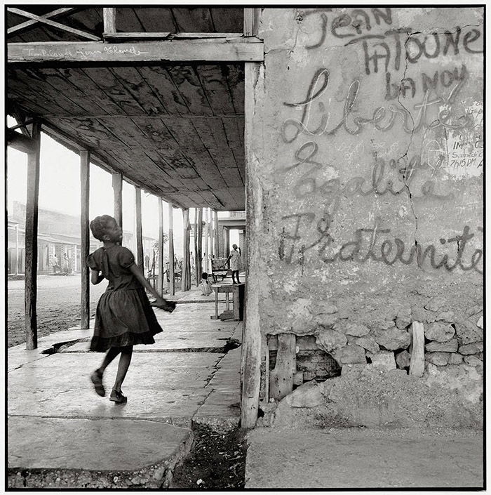 Danny Lyon - Gonaives, 1986