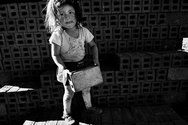 Jan Sochor - Child brick workers, Puno, Peru 2012