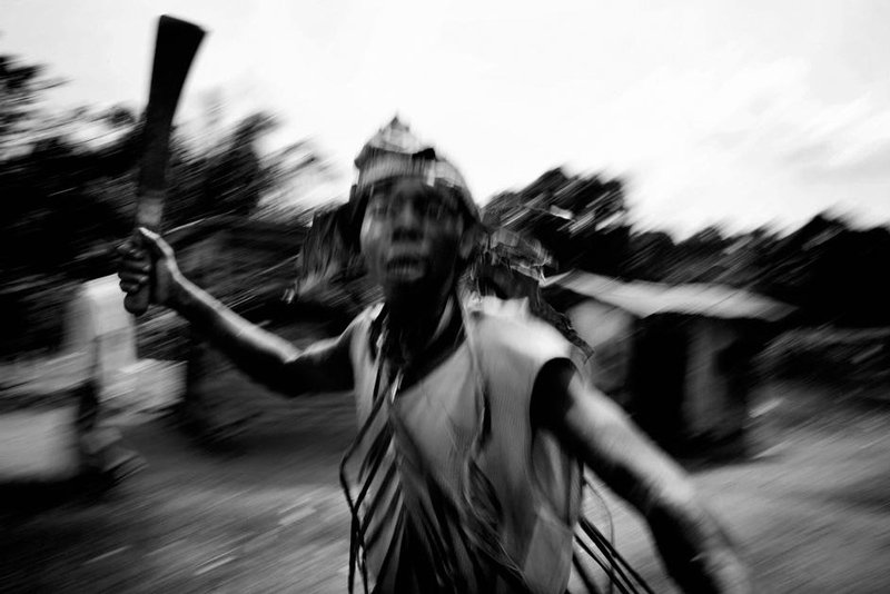 Paolo Pellegrin - Funeral of the governor of the Bassa Tribe, Liberia 2006