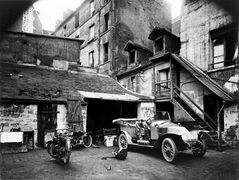 Eugène Atget - 7 rue de Valence, Paris