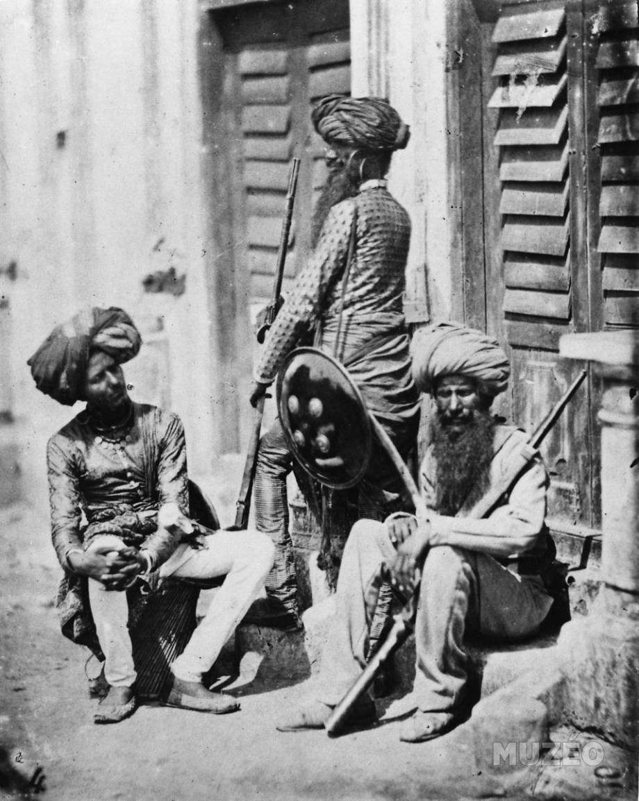 Felice Beato - Sikh officers during the Indian rebellion, India 1858