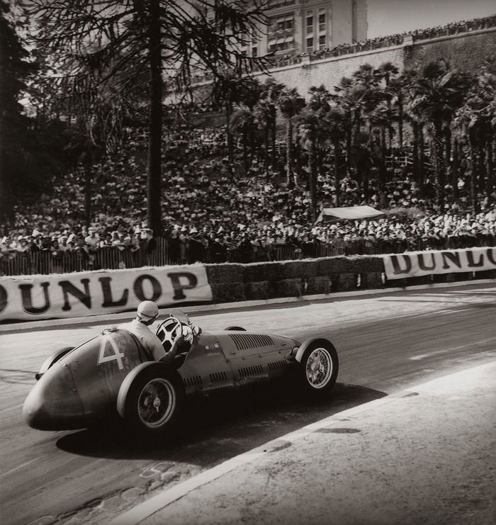 Jean Dieuzaide - Fangio en el Grand Prix de Pau, 1949