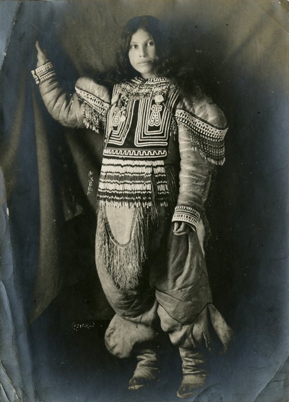 Geraldine Moodie - Koo-tuck-tuck, deaf and dumb an Inuit woman 1903