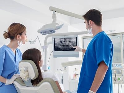 Factors to Look for in a Cosmetic Dentist? image