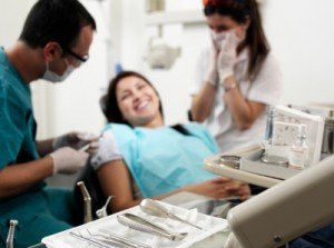How to Choose a Dentist? image