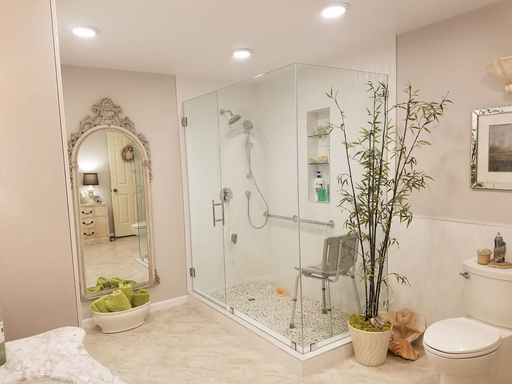 Popular Bathroom - Ron & Helen 91602