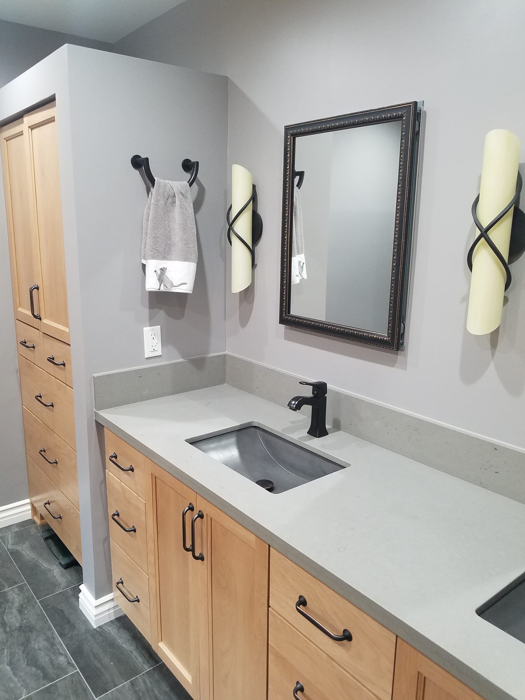 Popular Bathroom - Linda P.  91364 - WH
