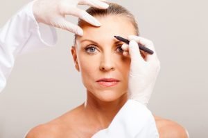 How to Choose a Cosmetic Surgery Professional? image