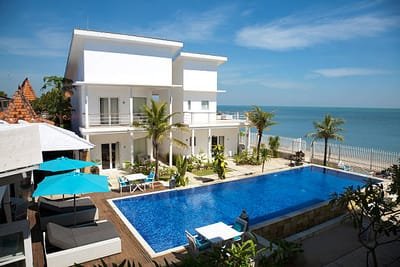 Great Ideas on Choosing Luxury Villa Accommodation image