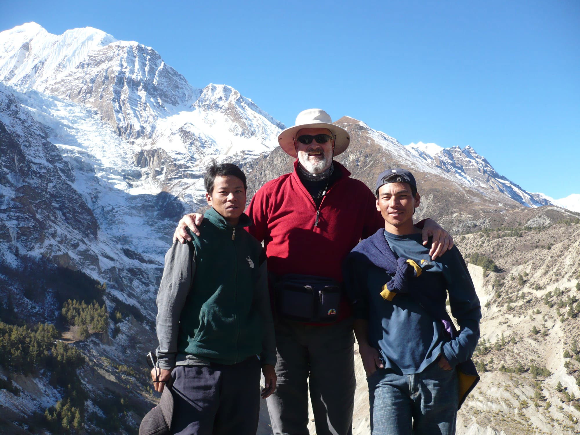 ANNAPURNA CIRCUIT WITH SHERPAS TARA AND BEEJAY