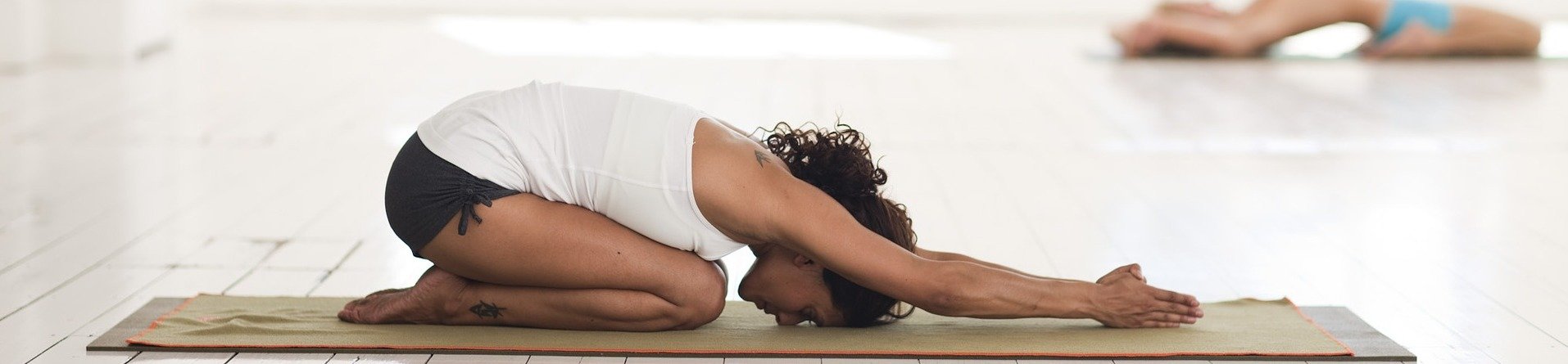 10 Ways to Avoid Your Body’s Limitations & Yoga Injuries