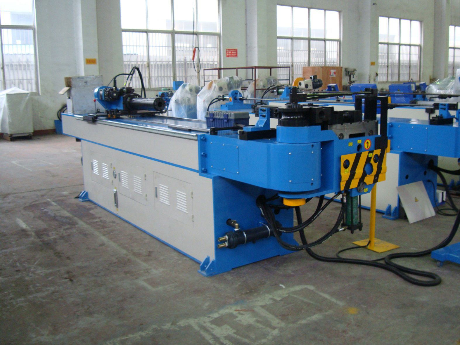 The application of CNC tube bending machine in the industry