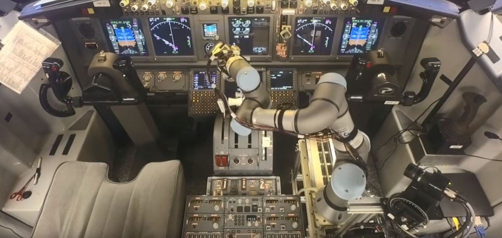 ALIAS robot take off and land safely with passenger plane "without Captain independently