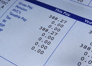 How to Tell the Difference Between a Real and a Fake Pay Stub? image