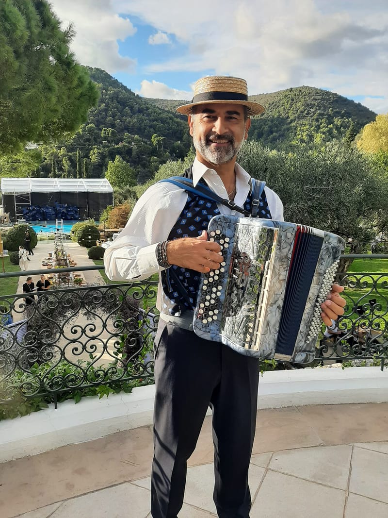 AL Bia accordéoniste