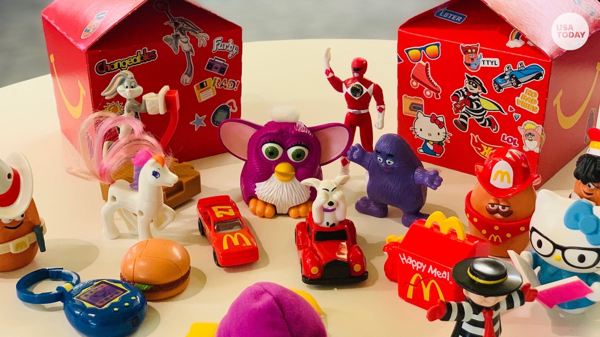 The History of Fast Food Restaurants & Premium Toys