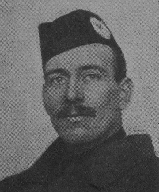 BEGBIE, Alfred Vincent 960. Private. 'C' Company KEH. In uniform of Second Lieutenant 6th Battalion, Cameron Highlanders.