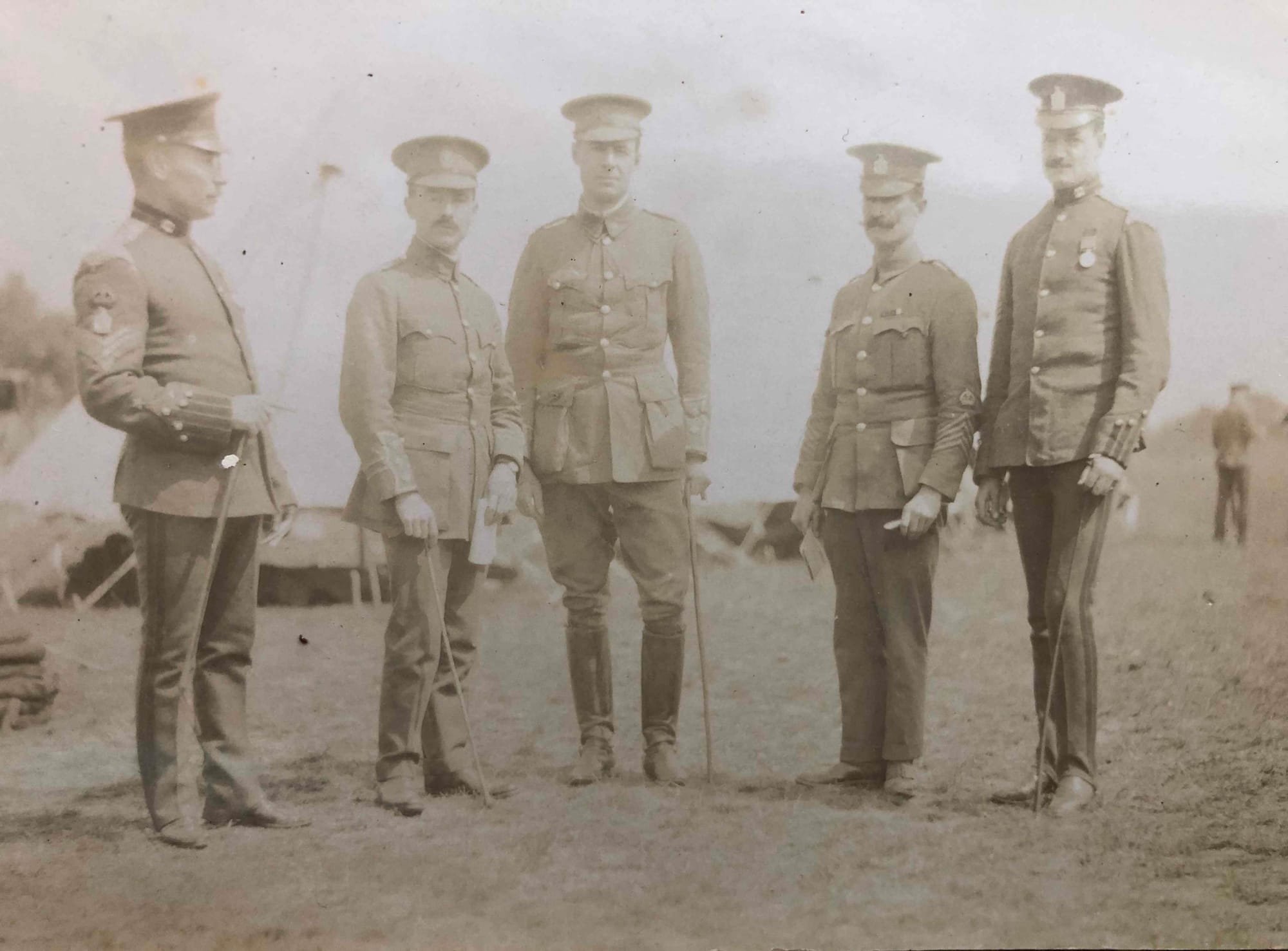 SKEPELHORN Frederick Willet. 338. Quarter Master Serjeant Major, KEH. (Second from far right).t)