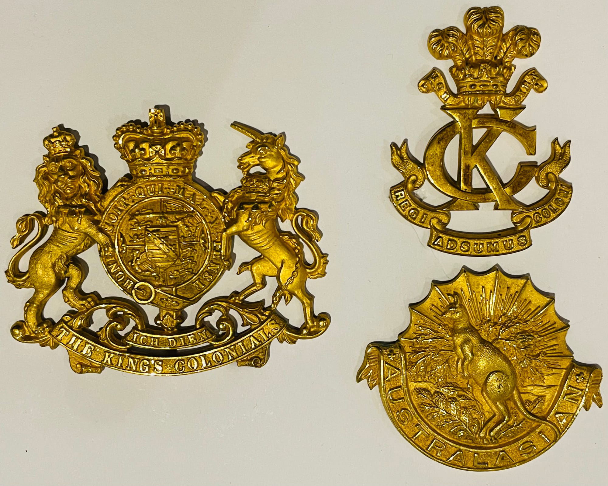 'C' Australasian Squadron Officer's Headdress Badge set - first pattern hat