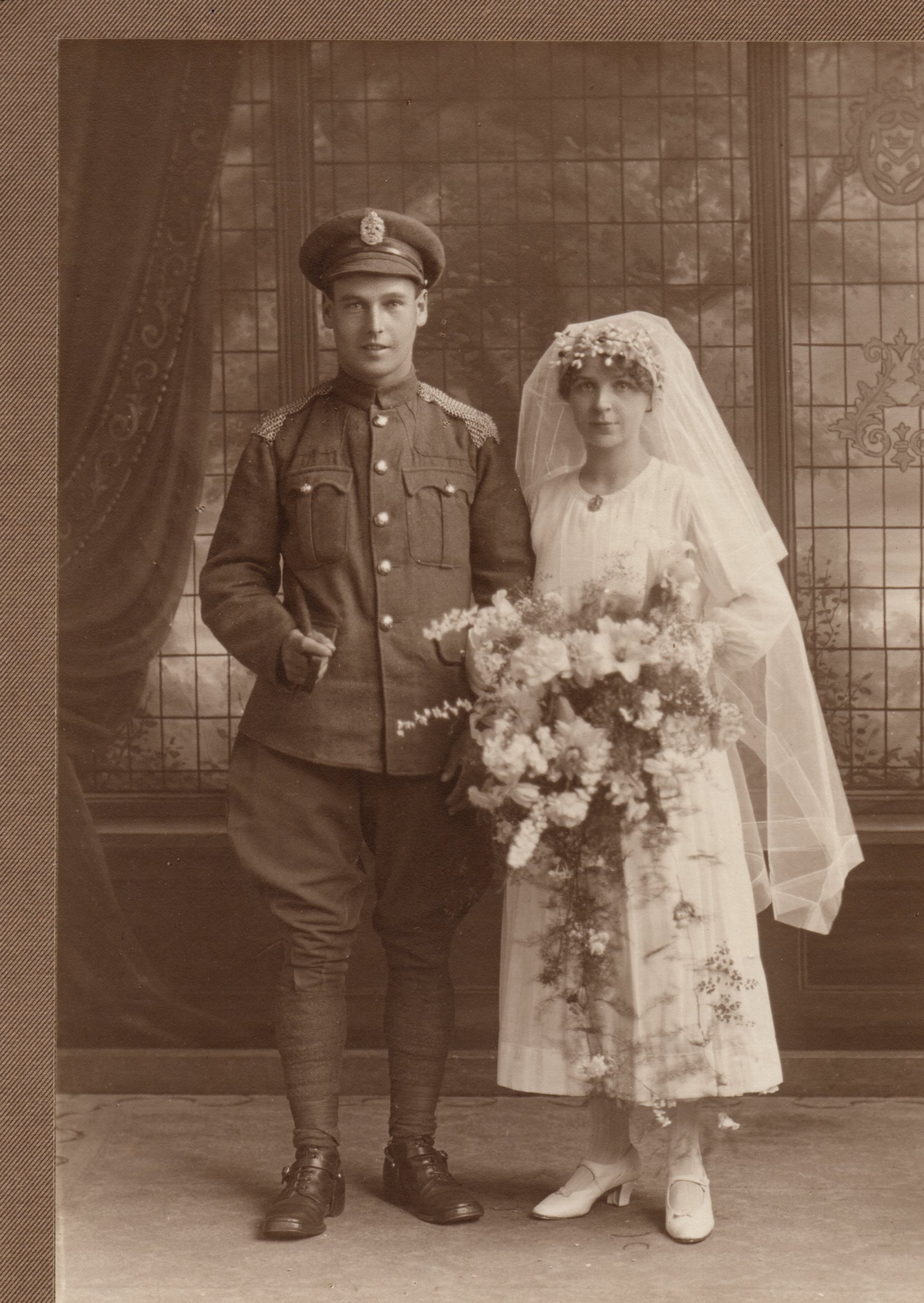 Private of 2nd King Edward’s Horse in Service Dress with shoulder chains and cloth leggings on his wedding day circa 1915. He is wearing a 2nd King Edward’s Horse headdress badge and 2KEH shoulder titles (Peter Nemaric collection).
