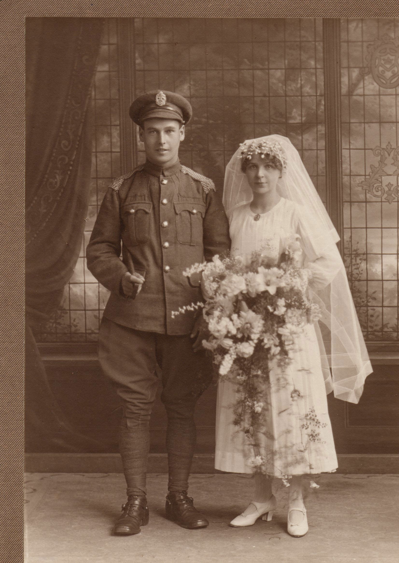 Private of 2nd King Edward’s Horse in Service Dress with shoulder chains and cloth leggings on his wedding day circa 1915. He is wearing a 2nd King Edward’s Horse headdress badge and 2KEH shoulder titles (Peter Nemaric collection).