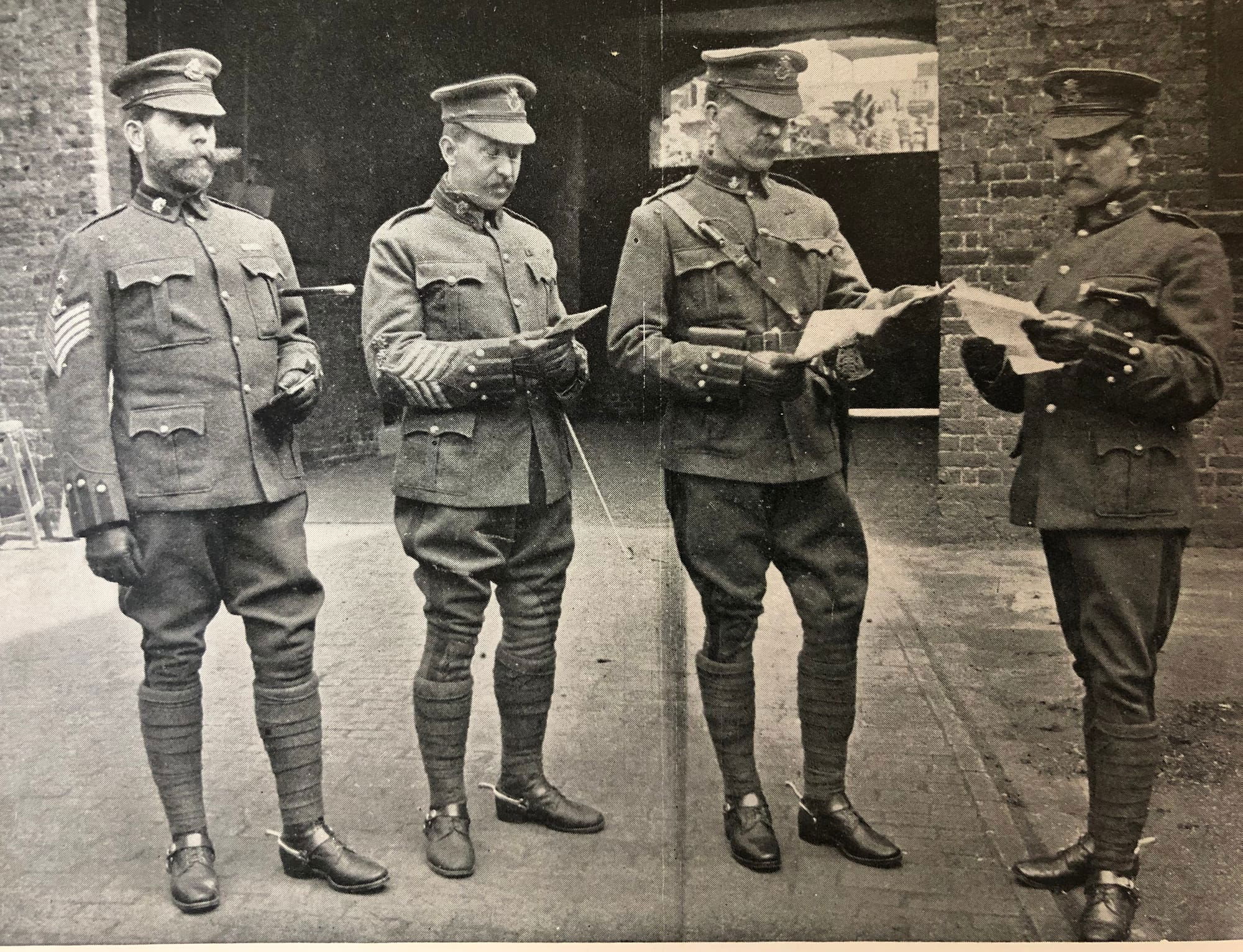 The permanent staff of the King’s Colonials as of 19th April 1902 from left to right are Regimental Sergeant Major Fezan (former 4th Royal Irish Dragoon Guards), Squadron Quarter Master Sergeant Palmer (former 10th Hussars); Captain and Adjutant R. R. Thompson; and Squadron Sergeant Major Thompson (former 13th Hussars) (Navy and Army Illustrated. London: Elliot & Fry, Volume XIV: Number 274, 147-148, May 3rd 1902).