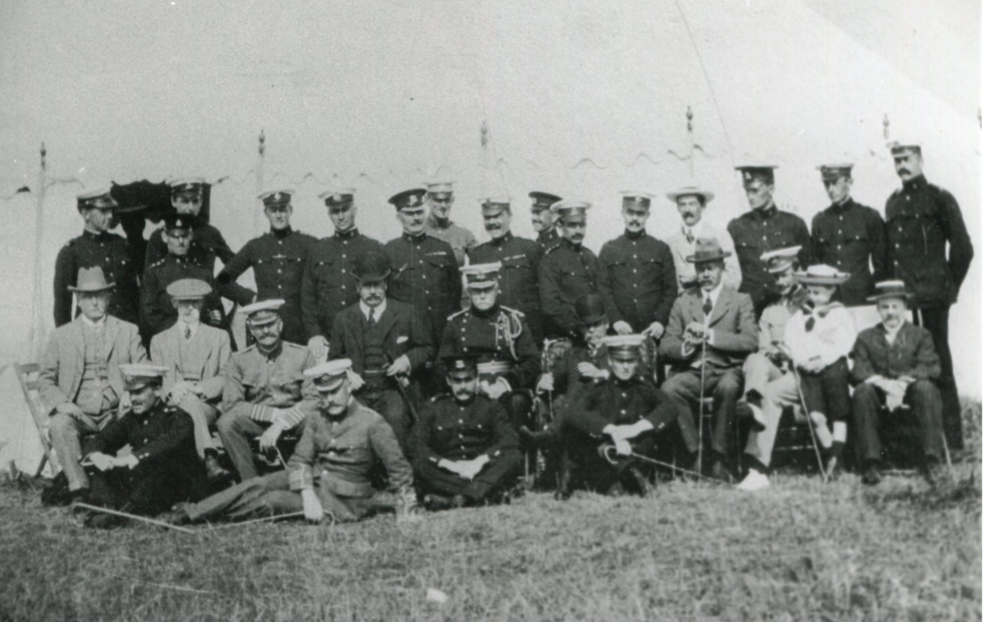 Photograph of a group of Officers of the King’s Colonials Imperial Yeomanry wearing blue Undress uniform which was only worn around camp (Courtesy David Knight).