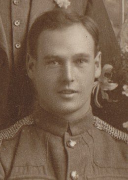 WINCHESTER, Philip George Dalton. Private. 2KEH. Killed in a flying accident 29/08/1918 with RFC (courtesy Ancestry). .