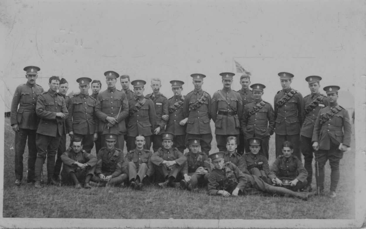 Gropu of KEH men including Lance Corporal Thomas Milbourn Mercer, 384 courtesy Ancestry.