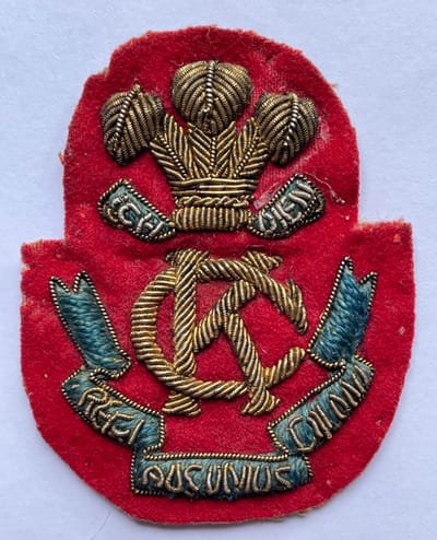 Second Pattern Regimental Officer's Emroidered Headdress Badge image