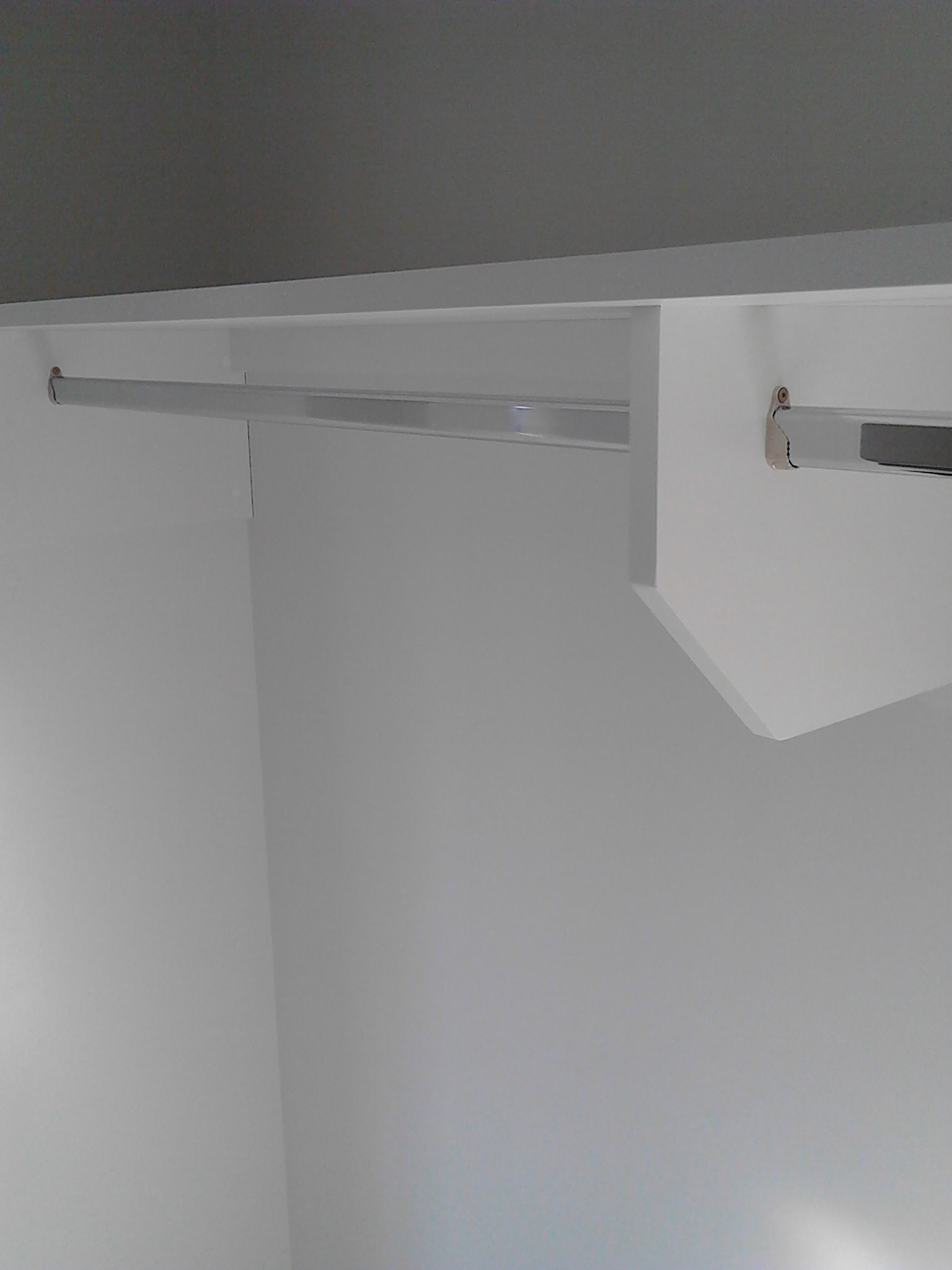 Basic top shelf & hanging rail