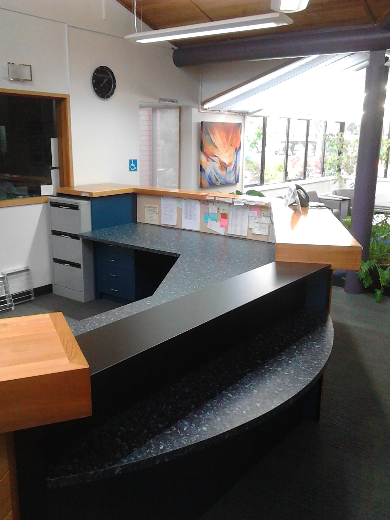 Large Reception Counter