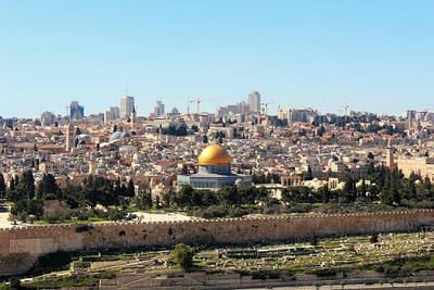 Taxi to Jerusalem image