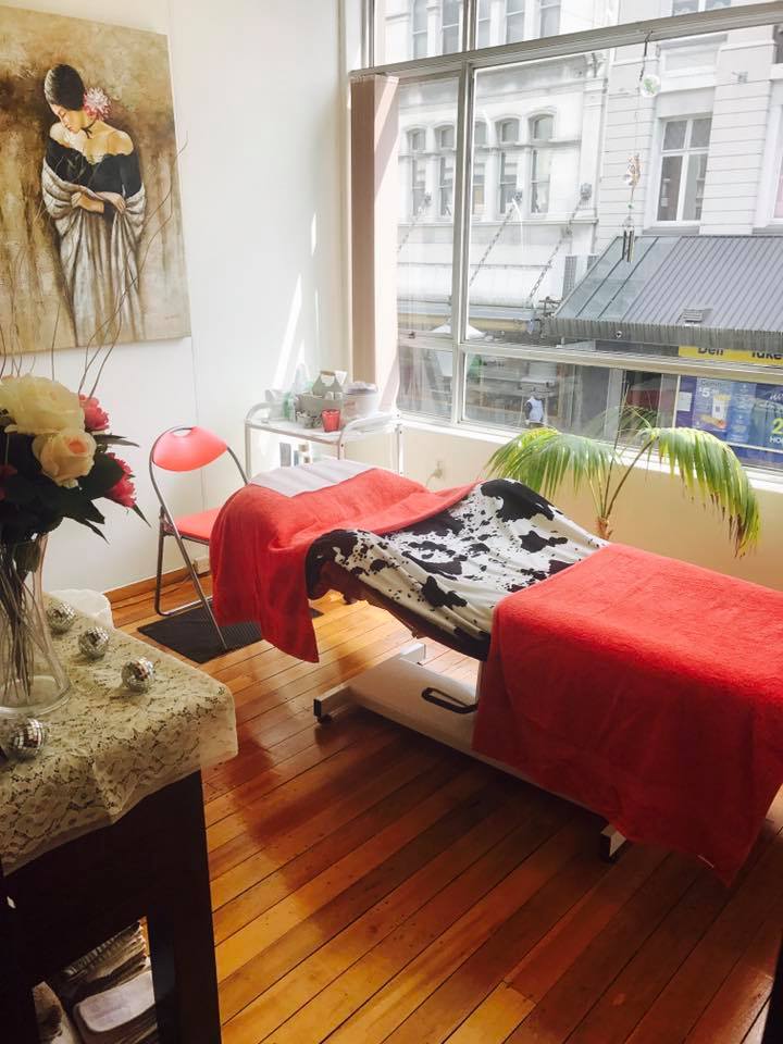 Rock Your Beauty | Beauty Therapy & Makeup Artistry